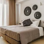 Skylines Estate Villa *