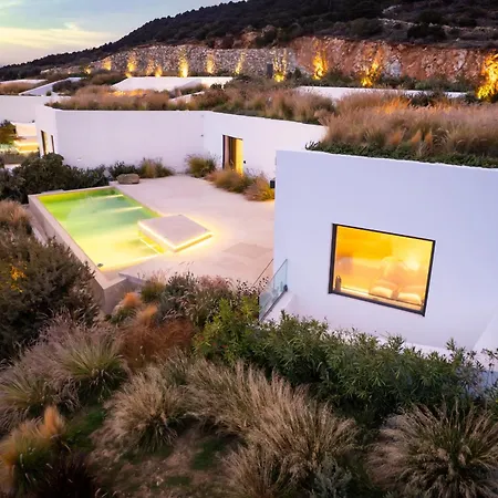 Villa Skylines Estate *
