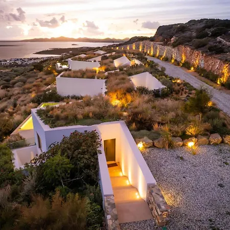 Villa Skylines Estate *