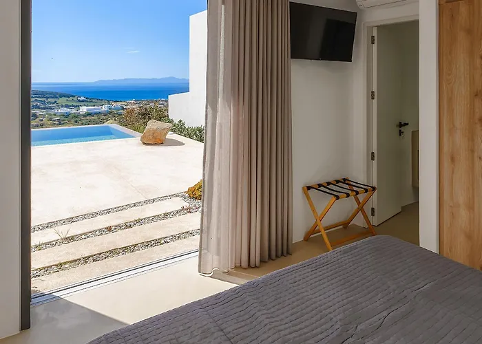 Villa Skylines Estate *